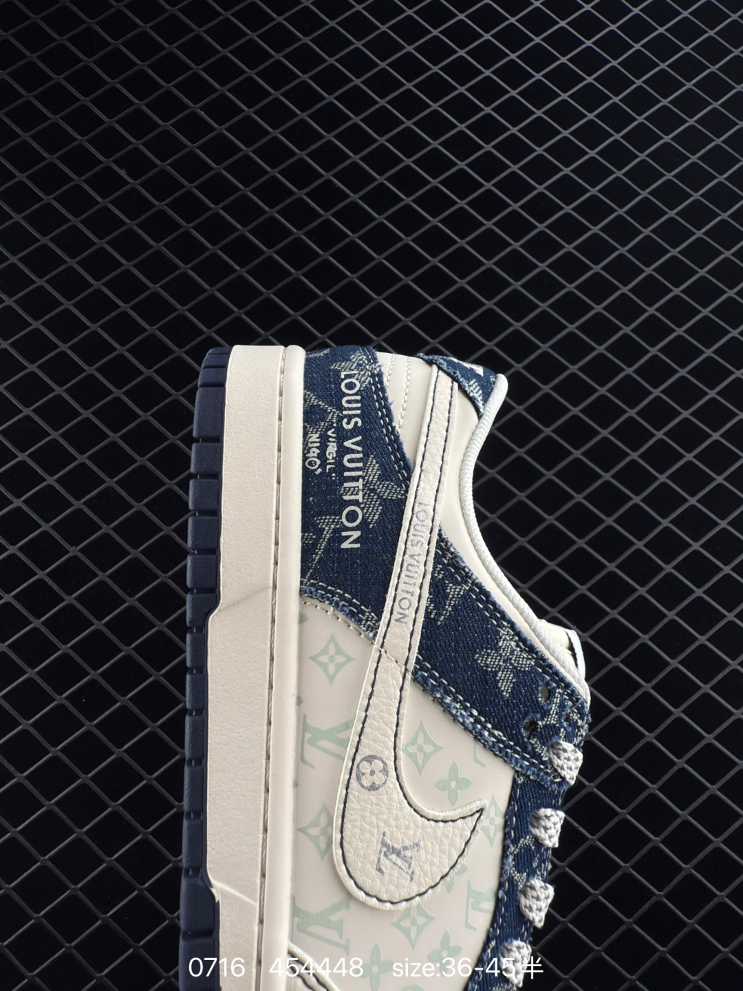 Travis Scott x Air Jordan 1 ” Reverse Mocha “